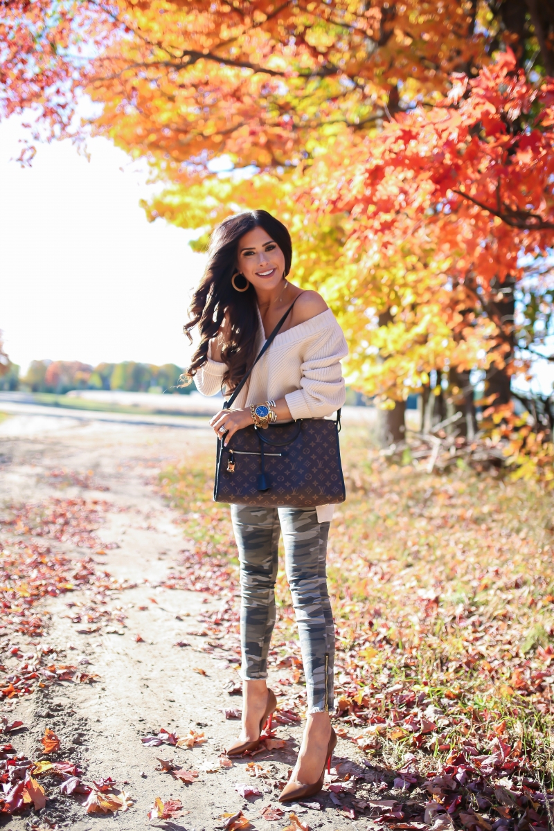 fall fashion 2017, cute fall outfits pinterest, fall outfits with louis vuitton bags, fall outfits oversized sweater, fall outfit camo jeans, Louis Vuitton Popincourt MM, emily gemma, the sweetest thing blog, michigan trip, travel blogger