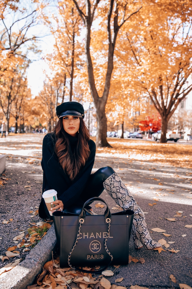 Fall fashion pinterest 2018, cute fall outfit idea leather leggings pinterest 2018, oversized sweater with leggings cute outfit