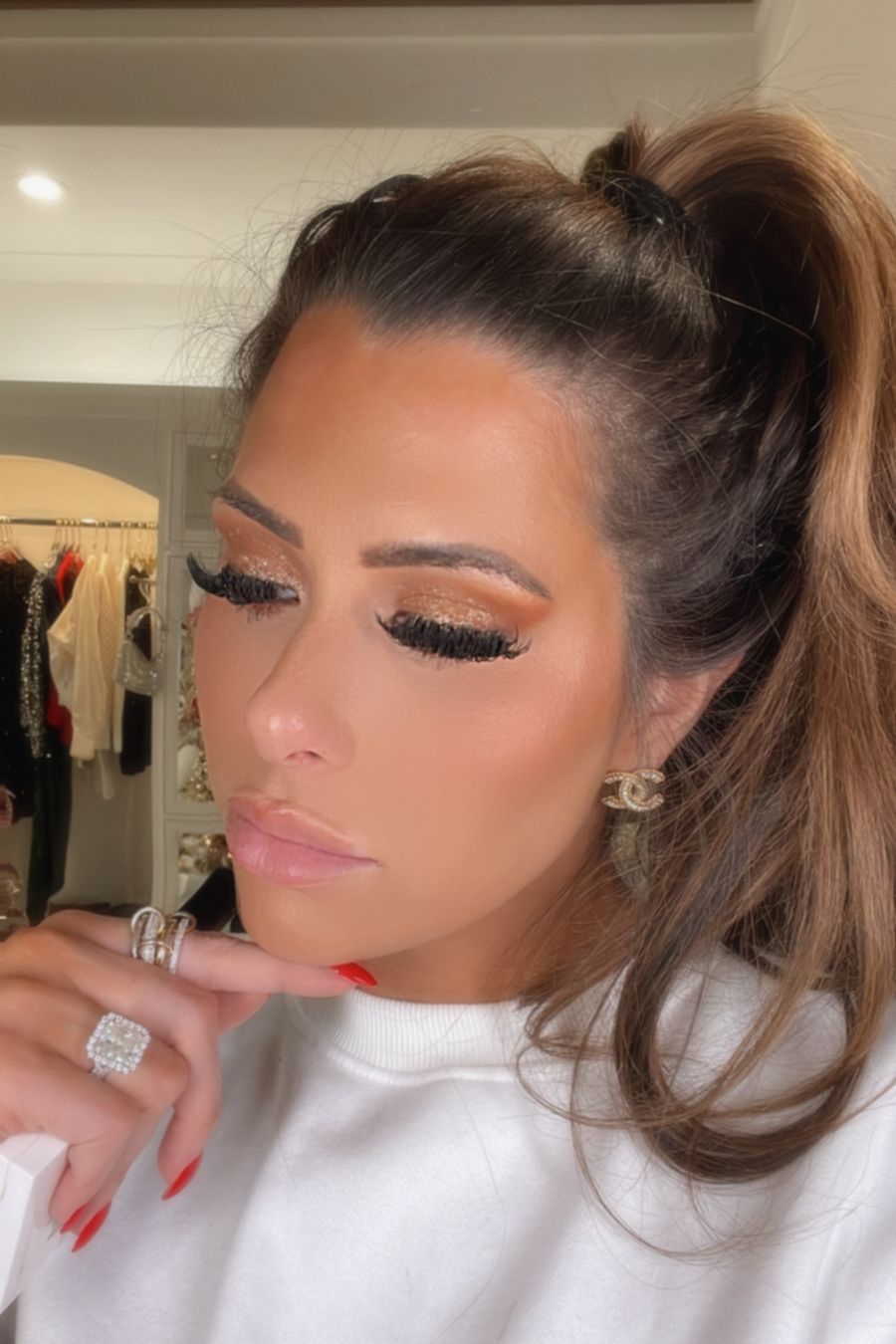 Artist Couturee Stay Lit Liquid Eyeshadow Champagne Showers Makeup by Mario Master Crystal Reflector in Bronzite Emily Gemma Makeup Routine