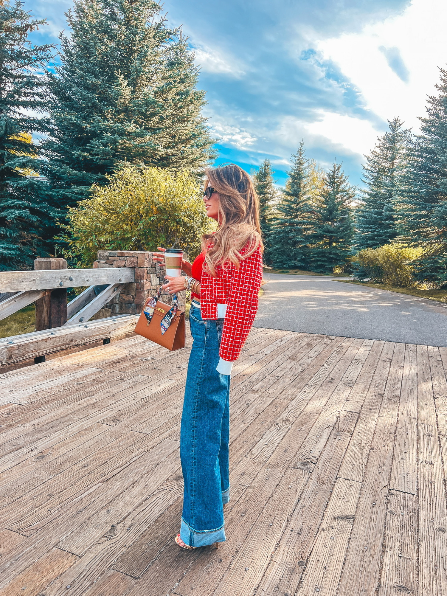 Hermes Kelly 25 Gold, Jackson Hole Fashion Blogger, Agolde Dame Cuffed Jeans, Celine Triomphe Sunglasses, Emily Ann Gemma 3
