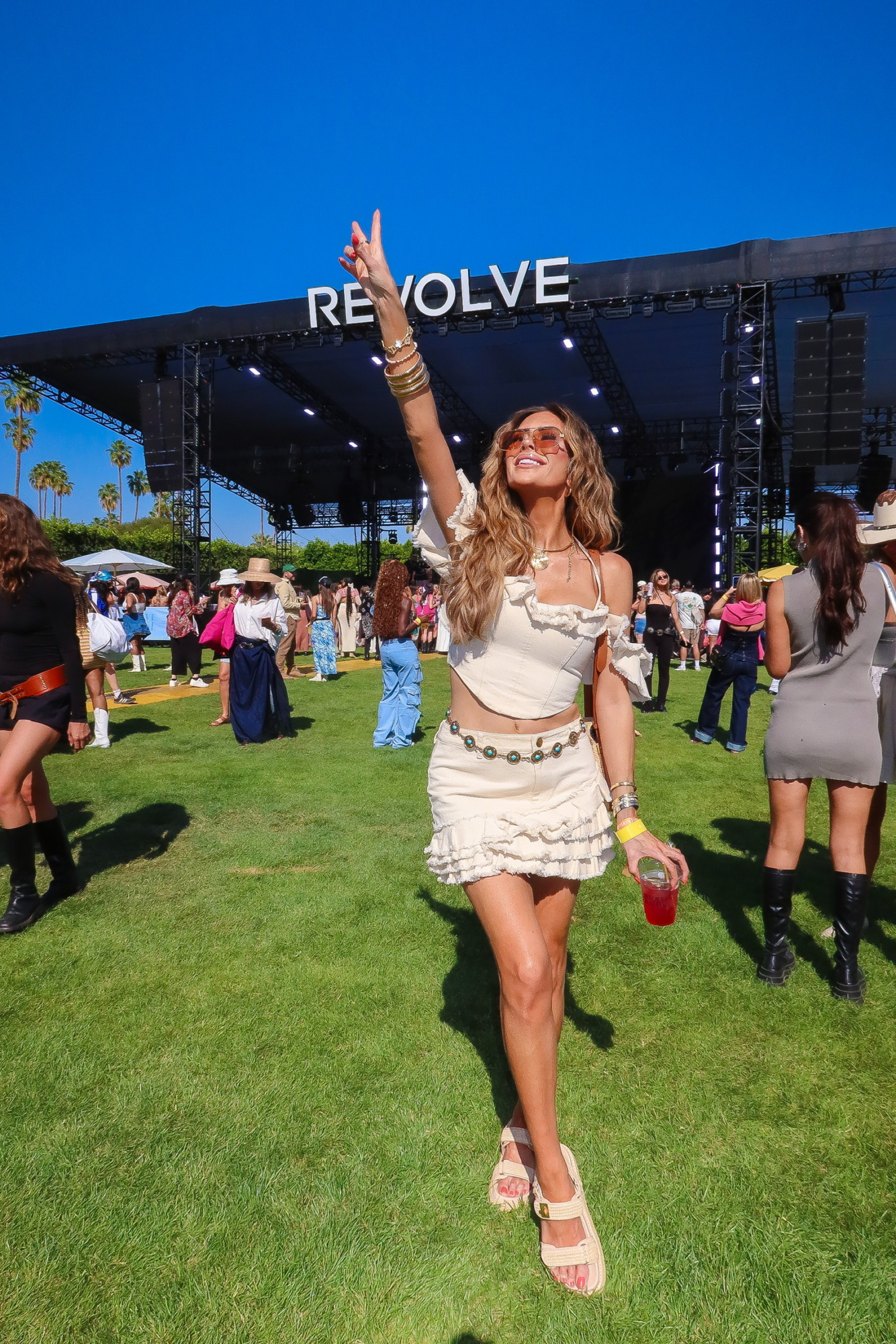 what to wear to revolve fest, coachella fashion, festival outfits, Steve Madden Big Mona outfit, Emily Ann Gemma, Palm Springs fashion, concert outfit, summer concert