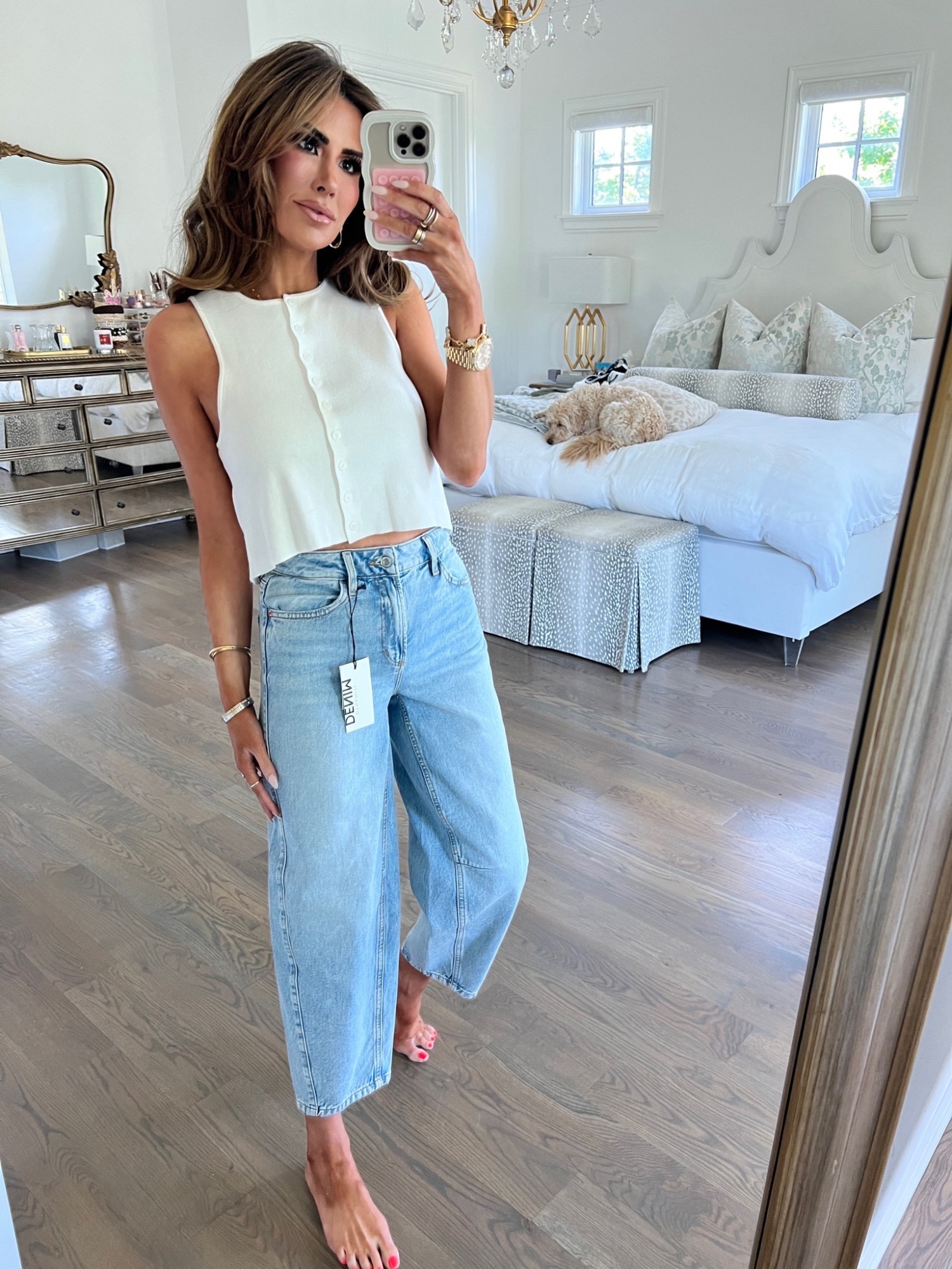 Summer Fashion, best denim, womens denim, Emily Ann Gemma, spring fashion, white top, summer must haves